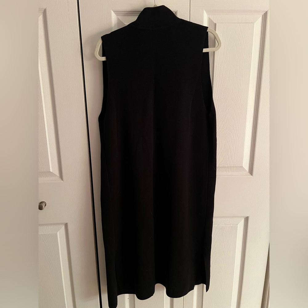 Ann Taylor Black Sleeveless Duster Top